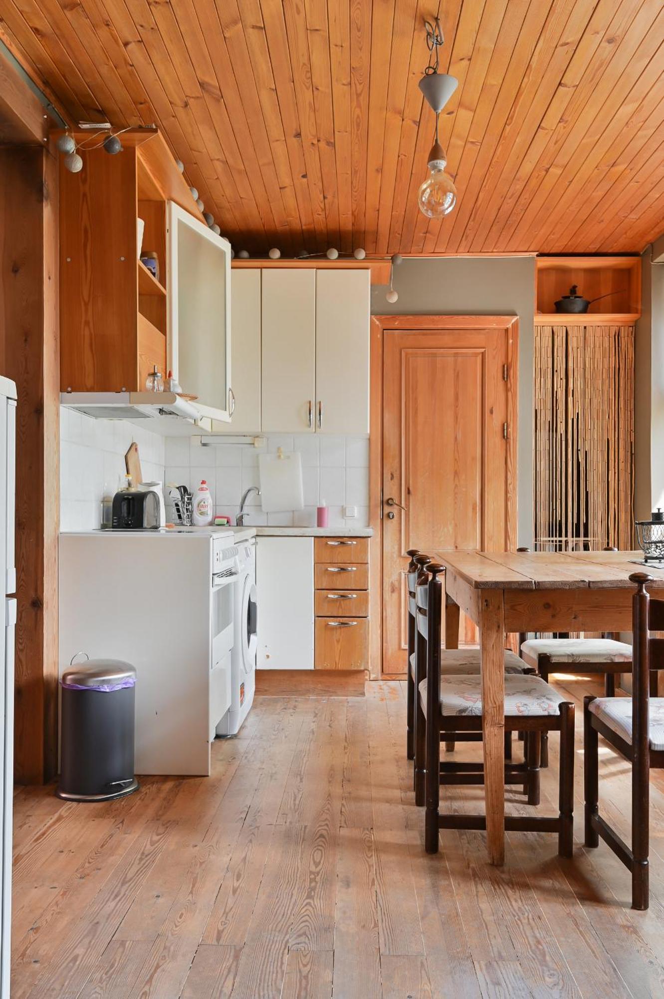 Amazing Old Town Apartment *